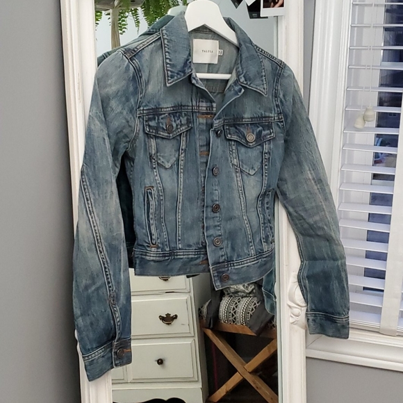 Aritzia Talula jean jacket - Picture 2 of 4